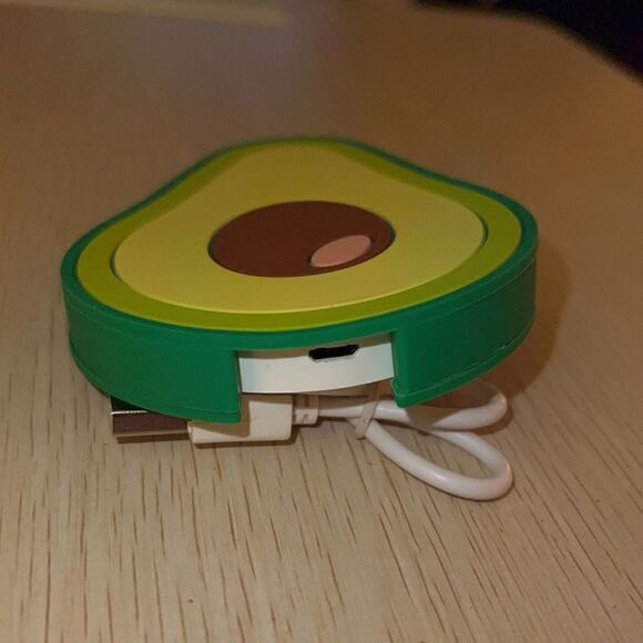 Avocado wireless phone charger w cable - Picture 2 of 4